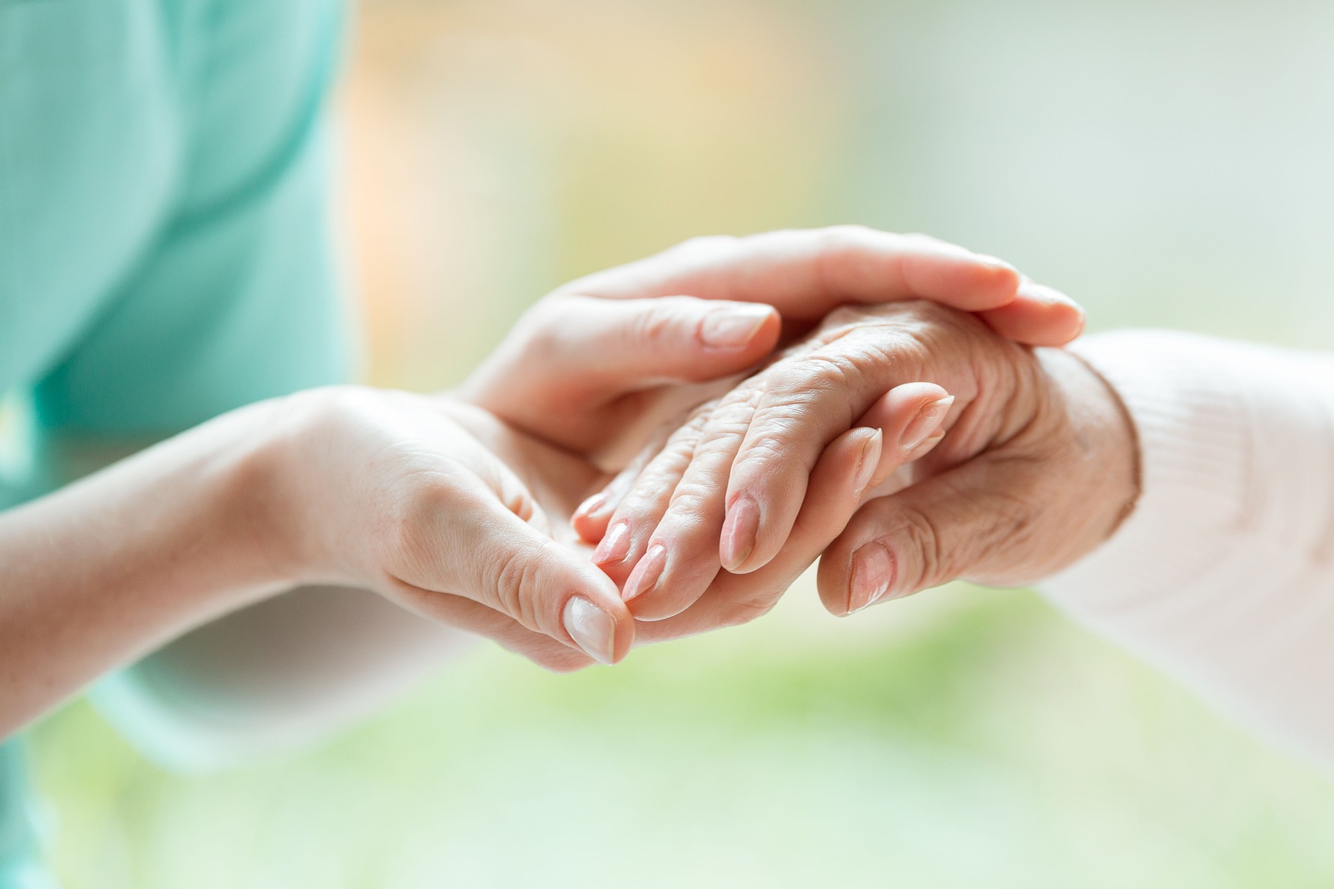 Senior person thanks the nurse